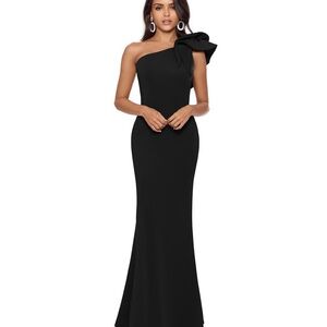 Elegant Black One-Shoulder Dress